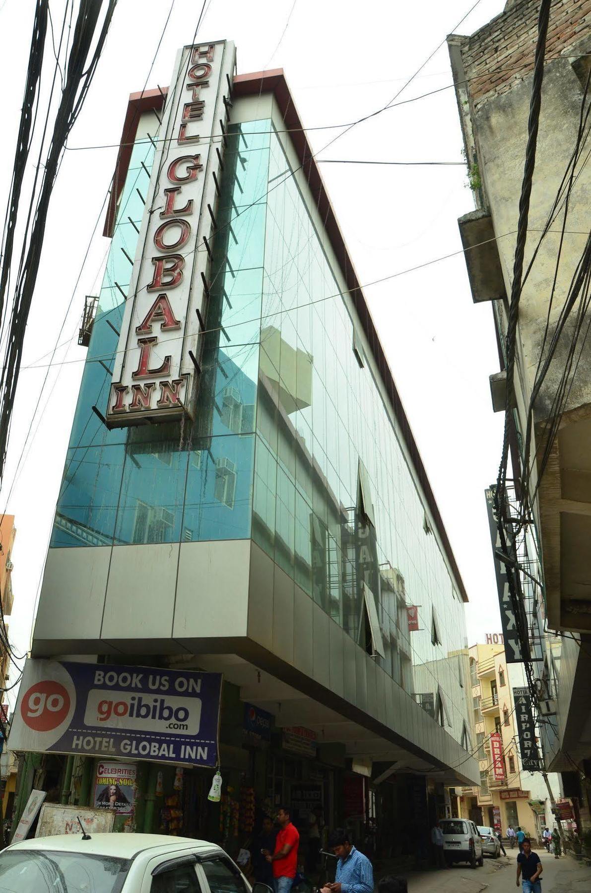 Super Hotel O Global New Delhi Exterior photo