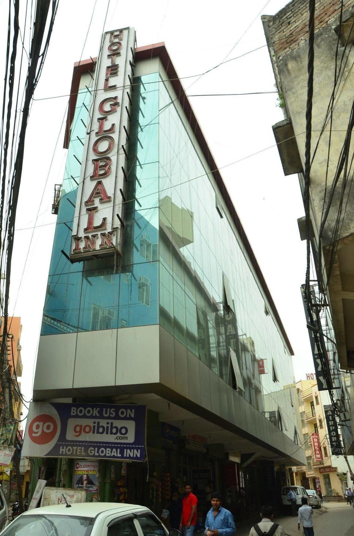 Super Hotel O Global New Delhi Exterior photo